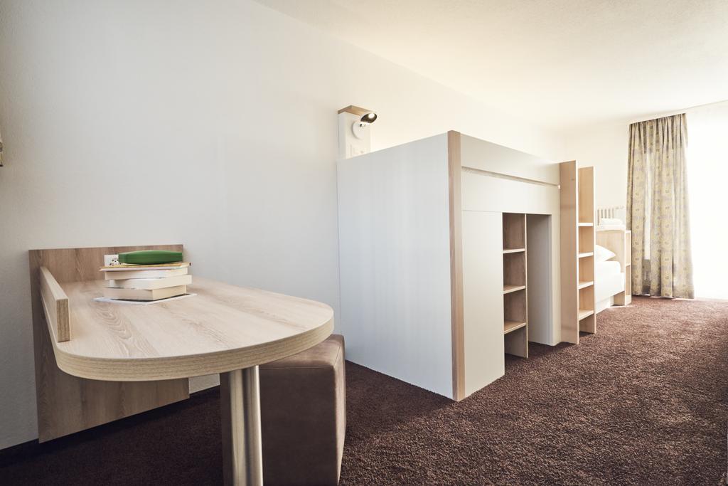 Private Holiday Homes By Solaria ดาวอส ห้อง รูปภาพ